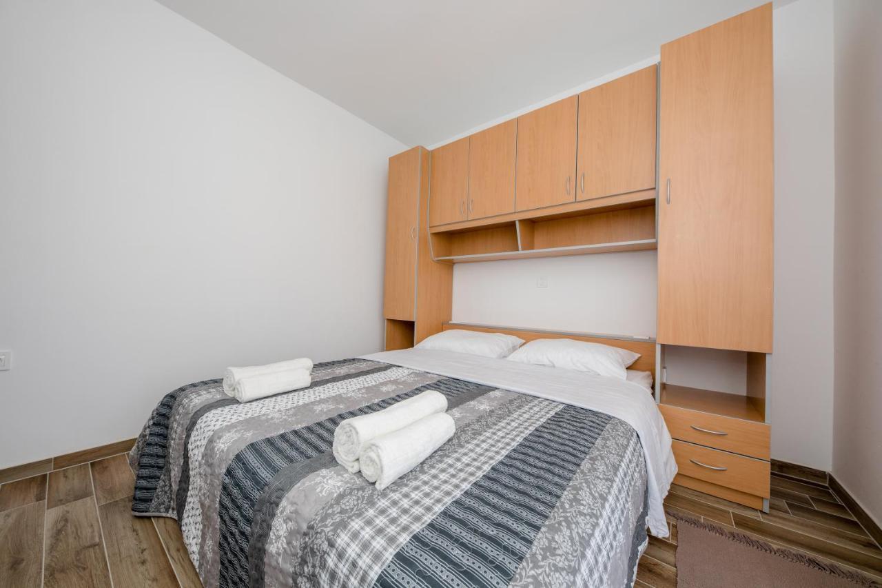 Apartments Gael Lopar Zewnętrze zdjęcie